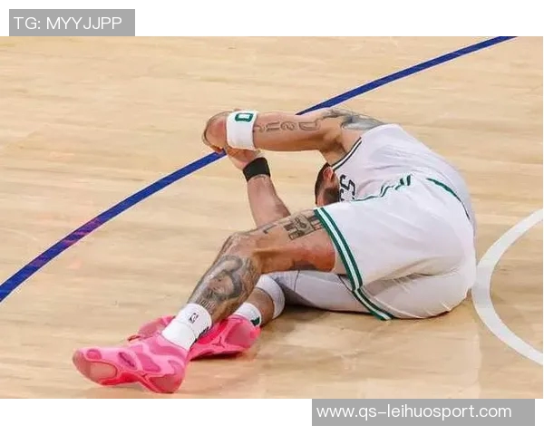 布朗自责表现糟糕只打12分钟教练对我期望值极高