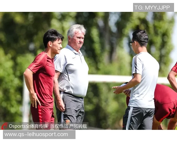 巴萨训练动态霍安加西亚复出在即孔德归队参与训练