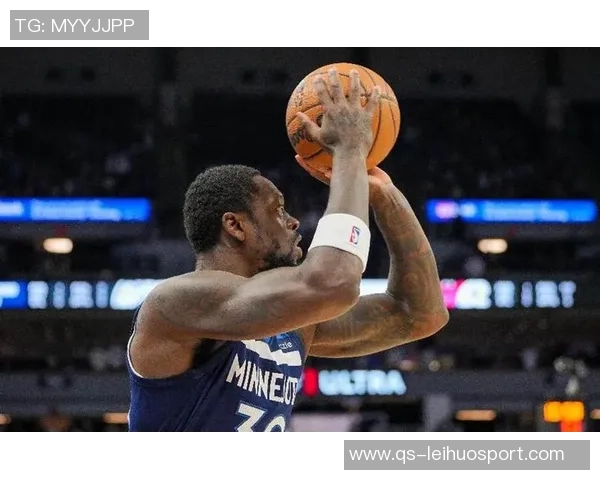 尤班克斯高效得分却难挡约基奇单打表现球队防守亟待提升