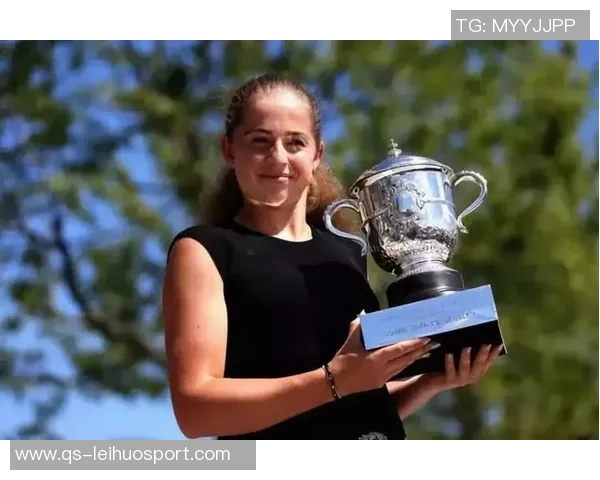 琼斯怒斥现状呼吁团结奋战绝不能再沉默等待 琼斯怒斥现状呼吁团结奋战绝不能再沉默等待